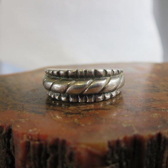 Vintage Jewelry - Vintage Sterling Silver Rope Band Ring